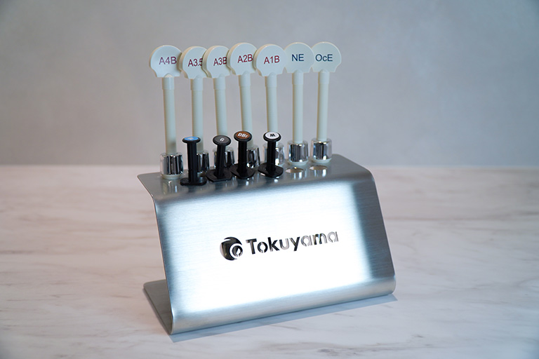 自費治療専用の歯科材料